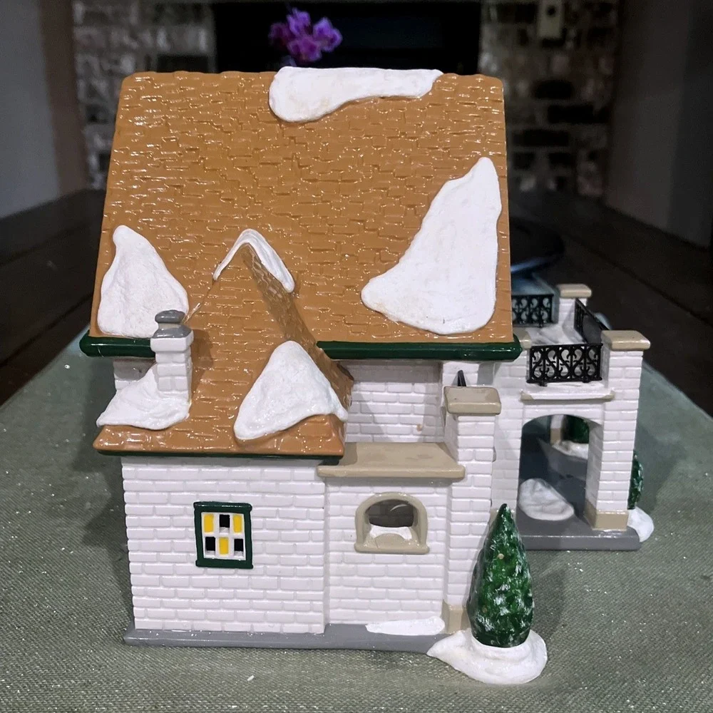 1997 Deptartment 56 Snow Village -  Linden Hills Country Club - With Bonus Golf*